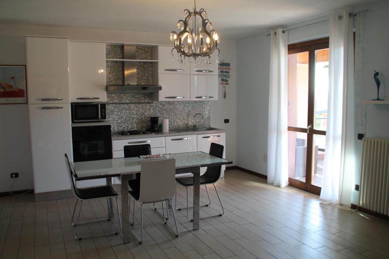 Casa Vacanze Da Riki Appartamento 2 Песк'єра-дель-Гарда Екстер'єр фото