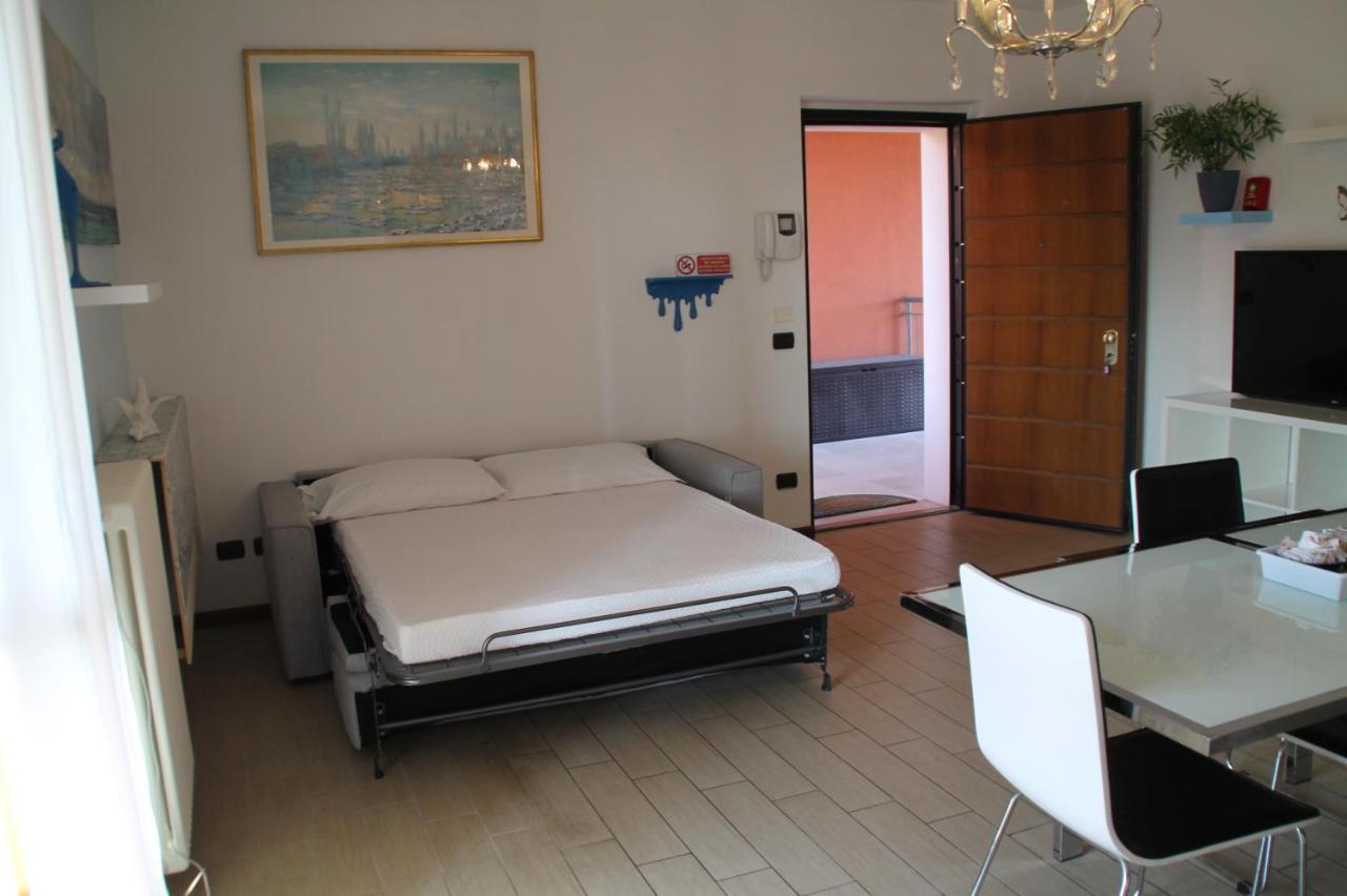 Casa Vacanze Da Riki Appartamento 2 Песк'єра-дель-Гарда Екстер'єр фото