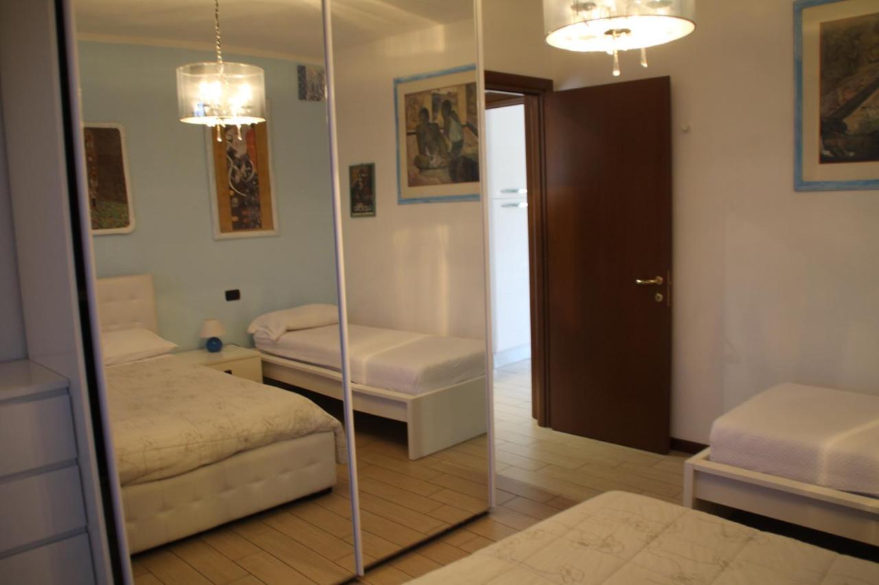 Casa Vacanze Da Riki Appartamento 2 Песк'єра-дель-Гарда Екстер'єр фото
